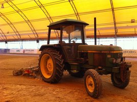 John Deere 2140