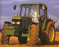 John Deere 4840