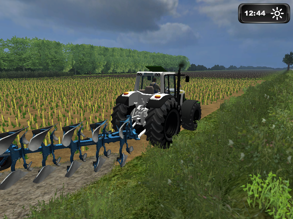 John Deere White Edition [1500 Edition] - Thumbnail 1