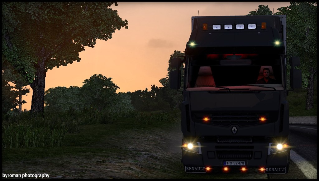Renault Premium - Thumbnail 1