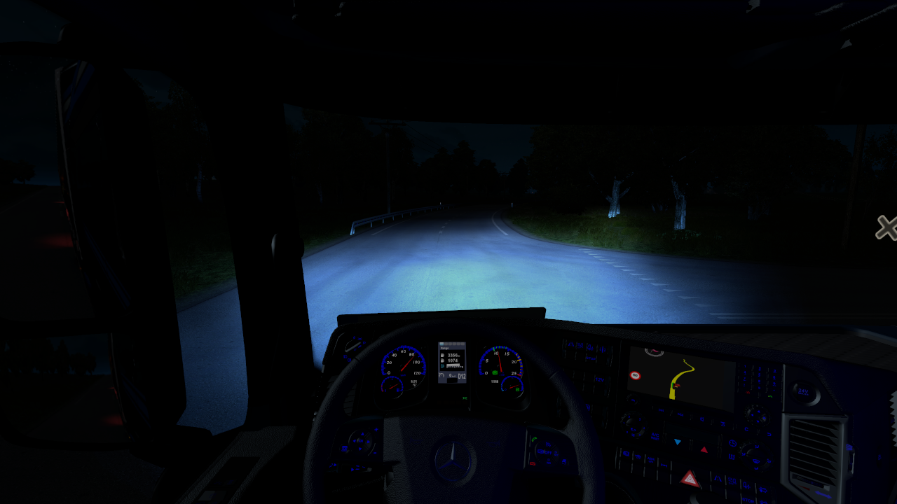 Interior - Thumbnail 1