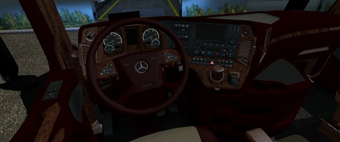 Interieurs Exclusive interior rot/holz Eurotruck Simulator mod
