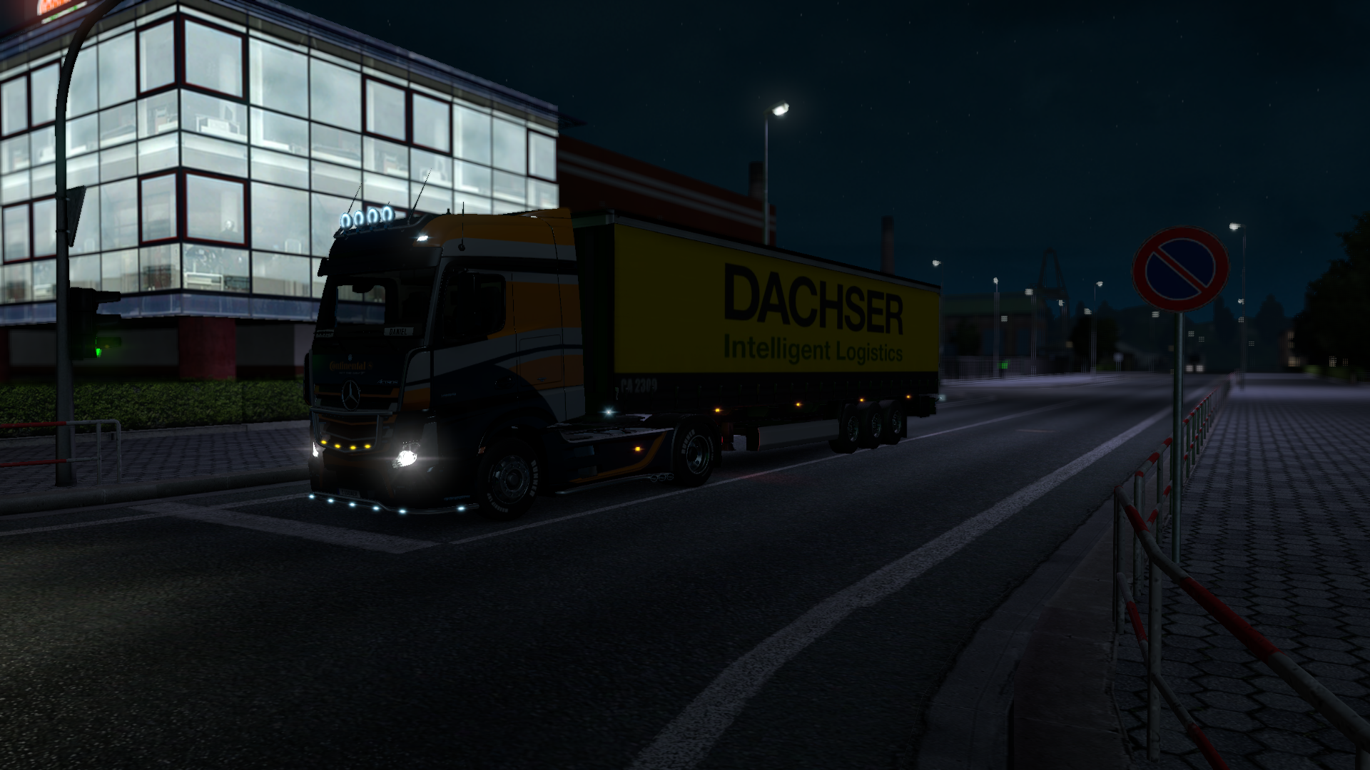 Dachser Trailer - Thumbnail 1