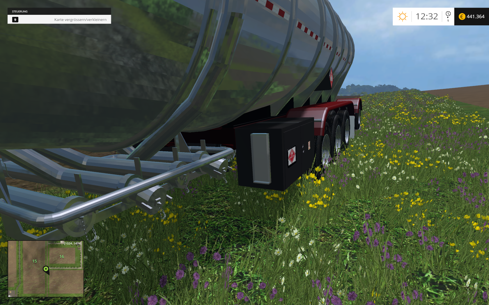 US Fertilizer Trailer - Thumbnail 1
