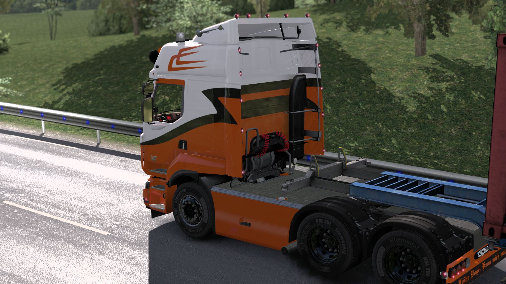 Renault Premium - Thumbnail 1