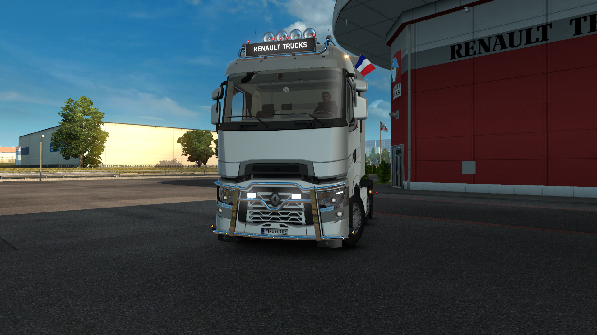 Renault-T - Thumbnail 1