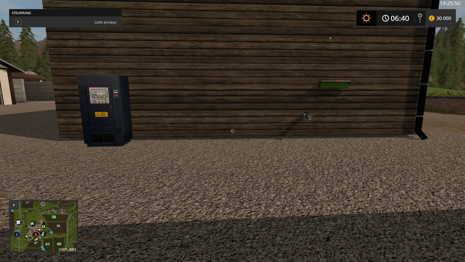 Water tank - Thumbnail 1