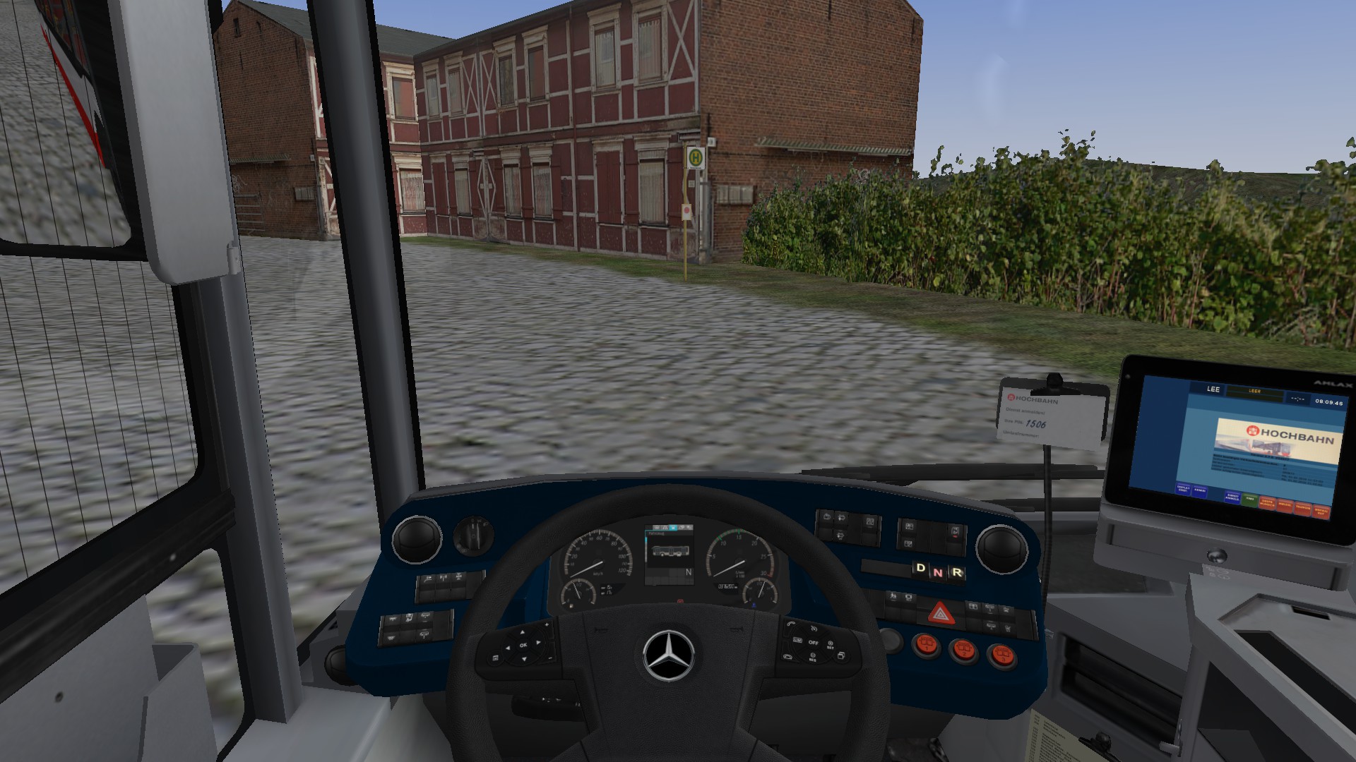 Hamburg Citybus 2017 Citaro - Mercedes star and blue Cockpit - Thumbnail 1