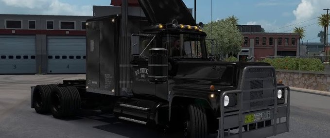 Trucks MACK RS 700L RUBBER DUCK VON CALEB_CROW 1.35.X American Truck Simulator mod