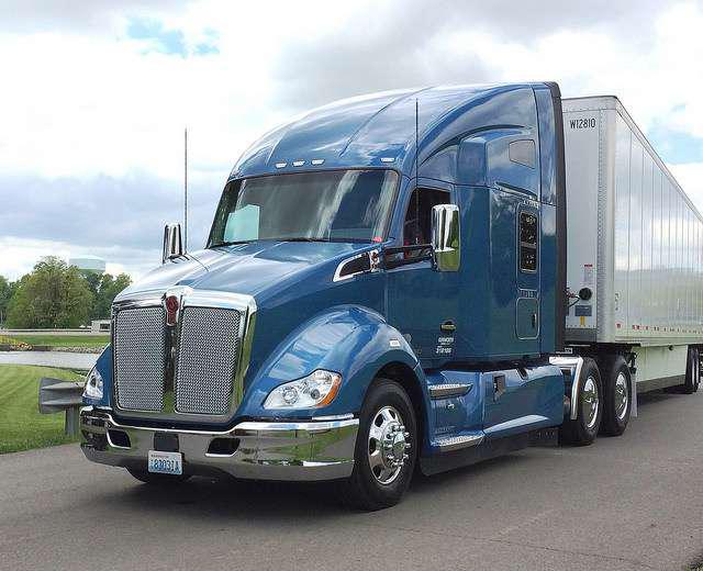REAL CAT C15 ENGINE SOUNDS FOR KENWORTH T680 1.35.X thumbnail 2