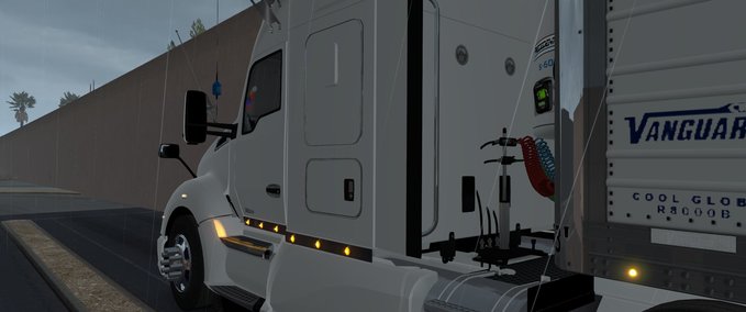 Trucks KENWORTH T680 MODULAR 1.35.X American Truck Simulator mod