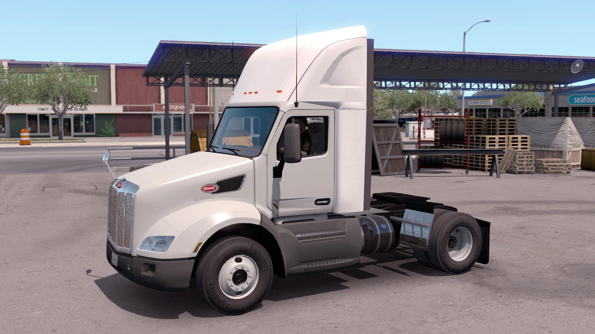 Plastic Sideskirt for the Peterbilt 579 1.35 - 1.36