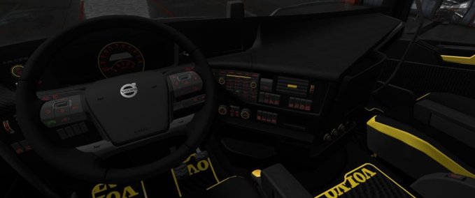 Interieurs Volvo FH 2012 Schwarz - Gelbes Interieur mit roter Knopfbeleuchtung 1.36.x Eurotruck Simulator mod