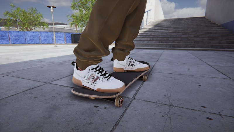Skater XL: Louis Vuitton All Over Beanie v 1.0 Real Brand, Cuffed