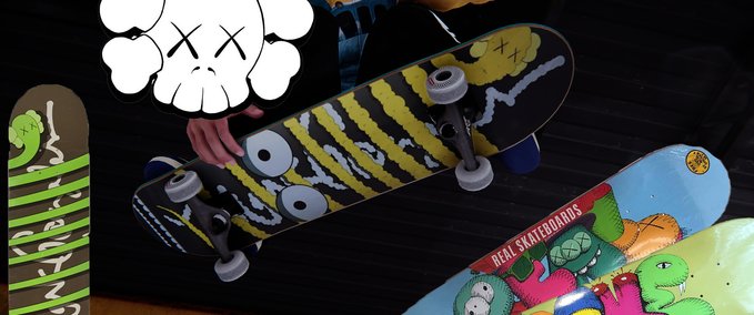 Gear COMPLETE Kaws deck set Skater XL mod