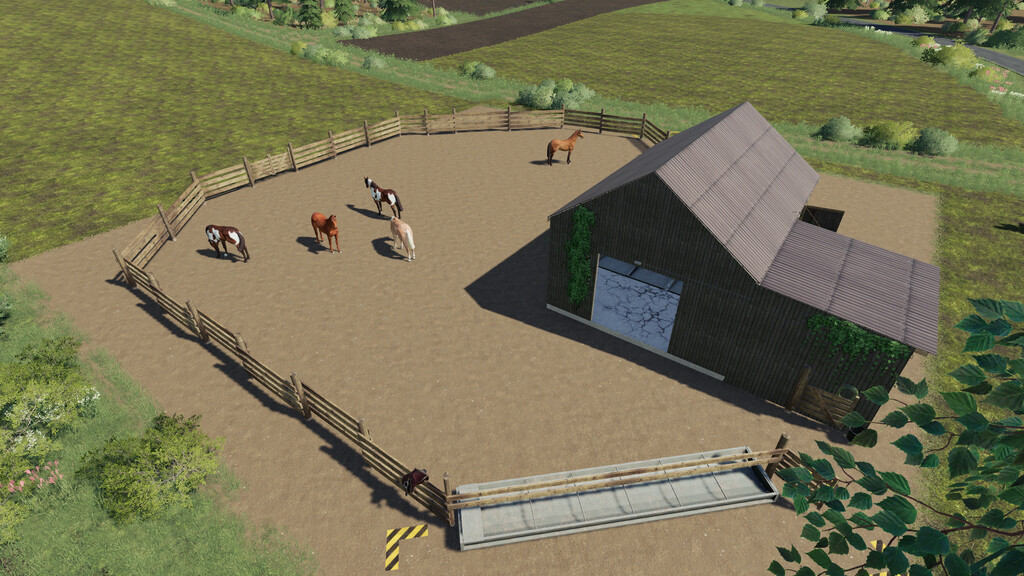 A Small Horse Stable - Thumbnail 1