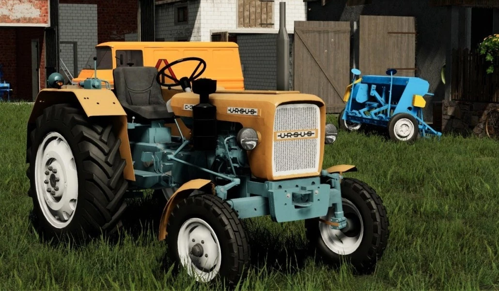 Ursus C330 - Thumbnail 1