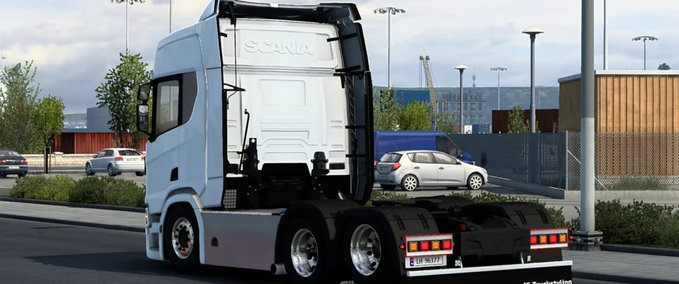 Trucks Custom Sideskirt and Rear Bumper 1.40 - 1.41 Eurotruck Simulator mod