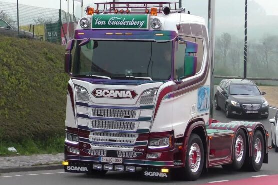 Open Pipe V8 Engines Sound for all Trucks v1.0 [1.40]  - Thumbnail 1