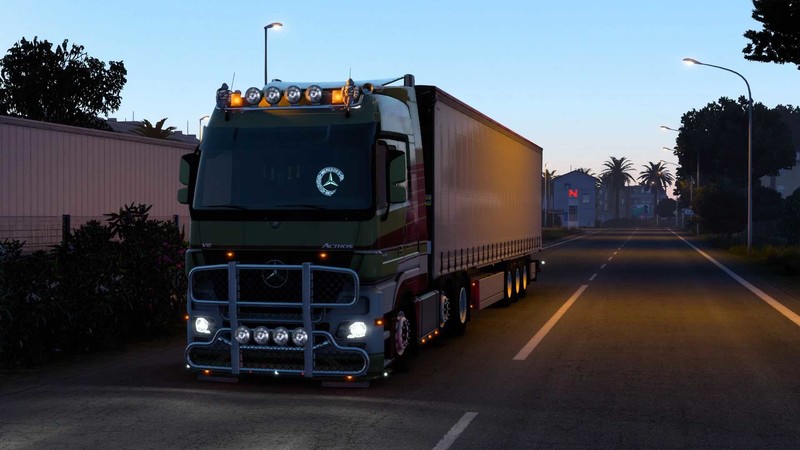 ETS2: Mercedes Actros MegaSpace [Truckers MP] - 1.46 v 1.0 Trucks, Mercedes  Mod für Eurotruck Simulator 2