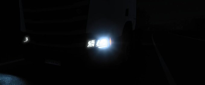 Trucks Blue Headlights Mod  Eurotruck Simulator mod