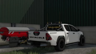 Toyota Hilux Invincible 2021 Bearbeitet - Thumbnail 1