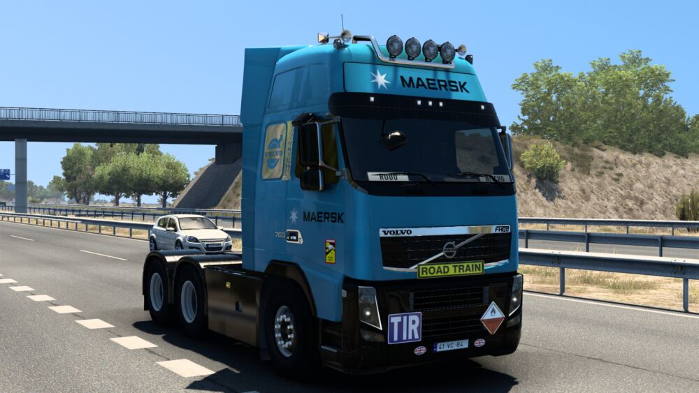 SKIN MAERSK VOLVO FH 2009 BY RODONITCHO MODS #2.0 thumbnail 3