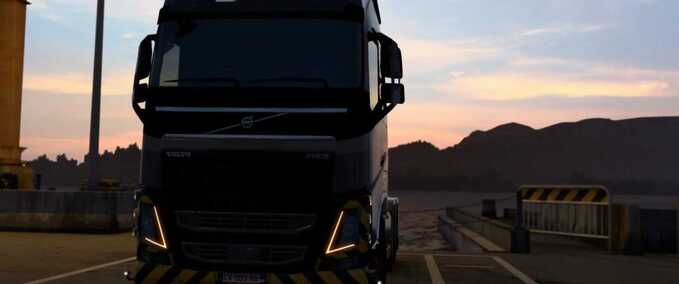 Trucks Volvo 2012 Front Amber Position Lights  Eurotruck Simulator mod