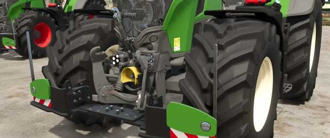 Fendt 700 with Agribumper Mod Image